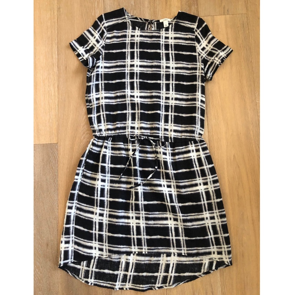 Linen black and white striped dress